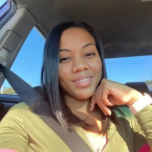 Meet your Posher, Shaniqua